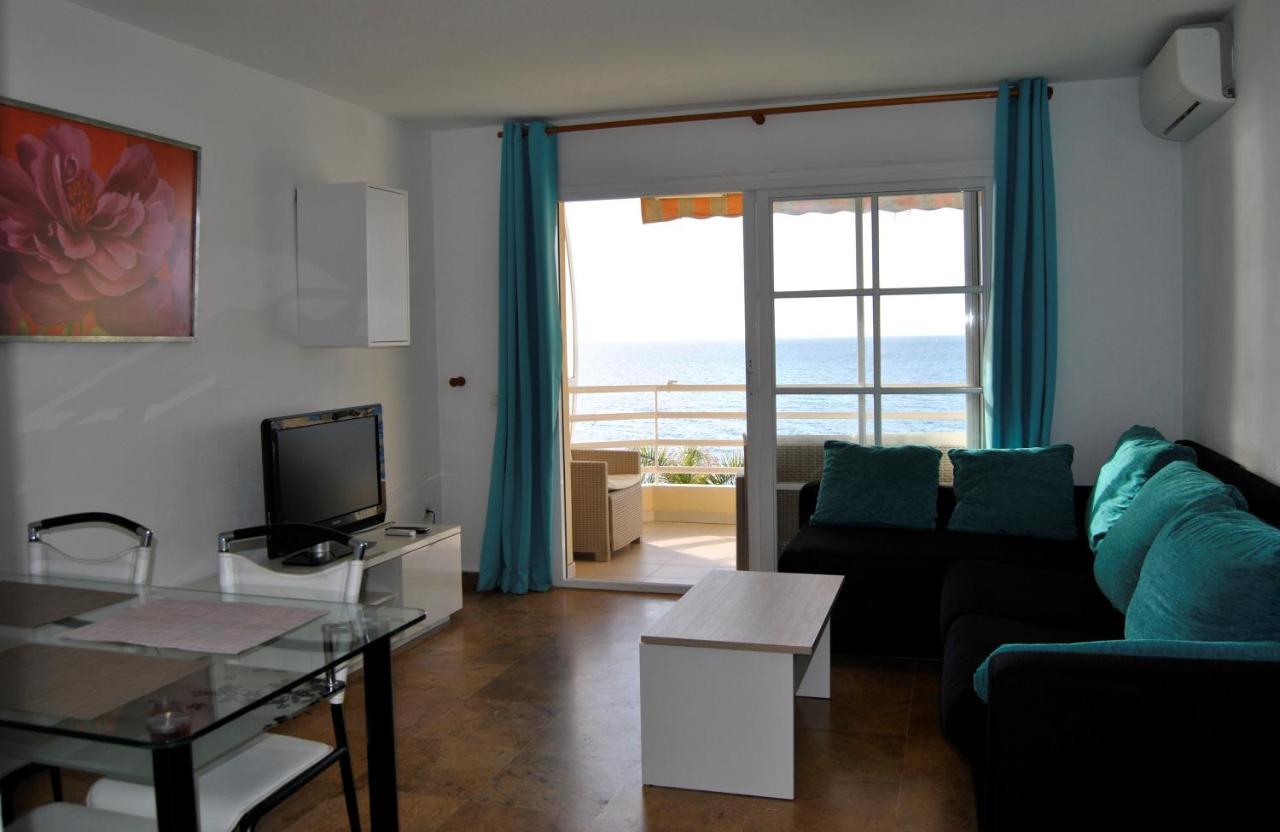 Apartamento Frente Al Mar,Primera Linea Rincón de la Victoria Extérieur photo