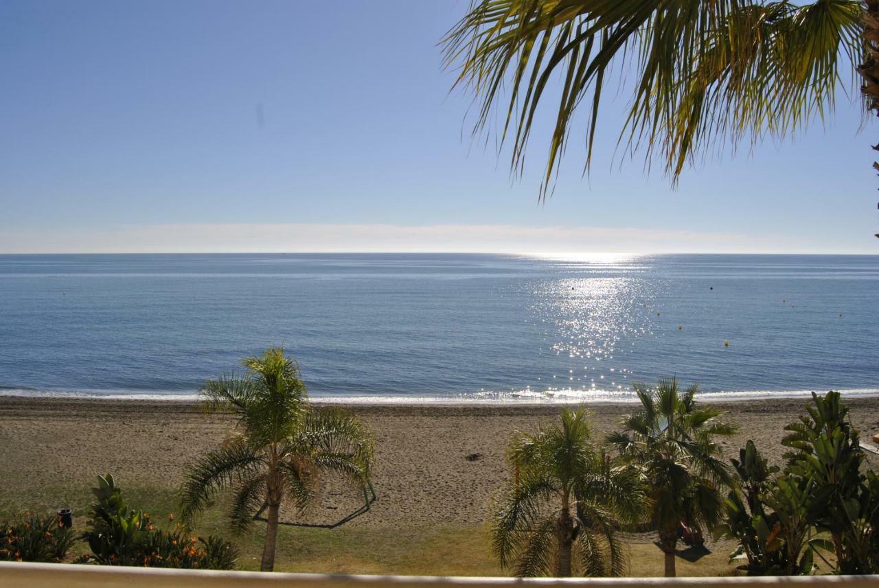 Apartamento Frente Al Mar,Primera Linea Rincón de la Victoria Extérieur photo
